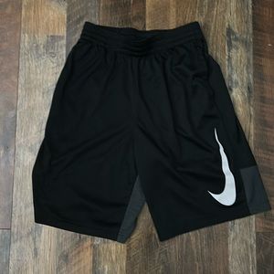 Youth Nike Shorts (XL)